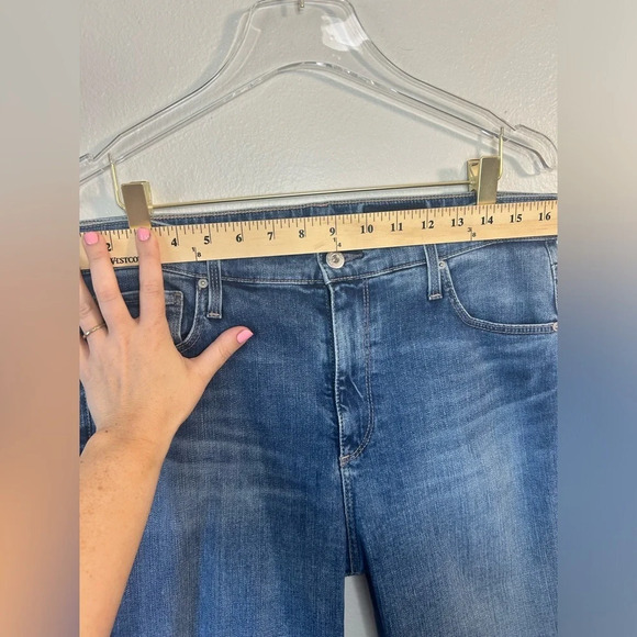 AG Jeans Farrah Boot High Rise denim Medium wash, raw him size 32 R - Picture 9 of 15